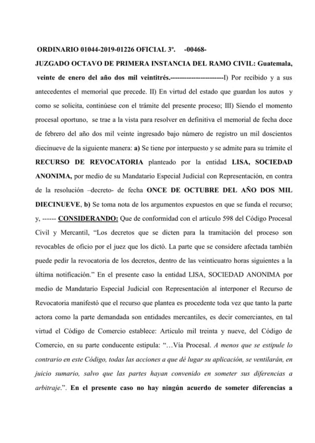 Eighth Civil Court grants Lisa, S.A.'s motion for revocation and rejects Inversiones Empresariales, S.A.'s ordinary lawsuit for extinctive prescription of dividends, holding summary proceedings are required.